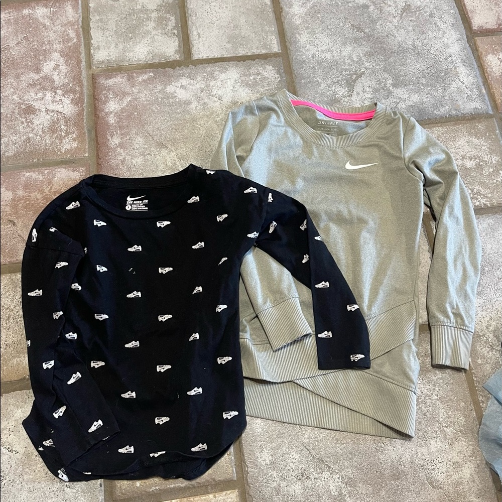 Cute girls size 4-5t tops! NIKE